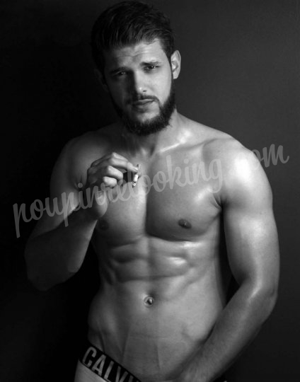 Shooting   - Shooting Homme Torse Nu – Dimitri – Nantes -  ans - 