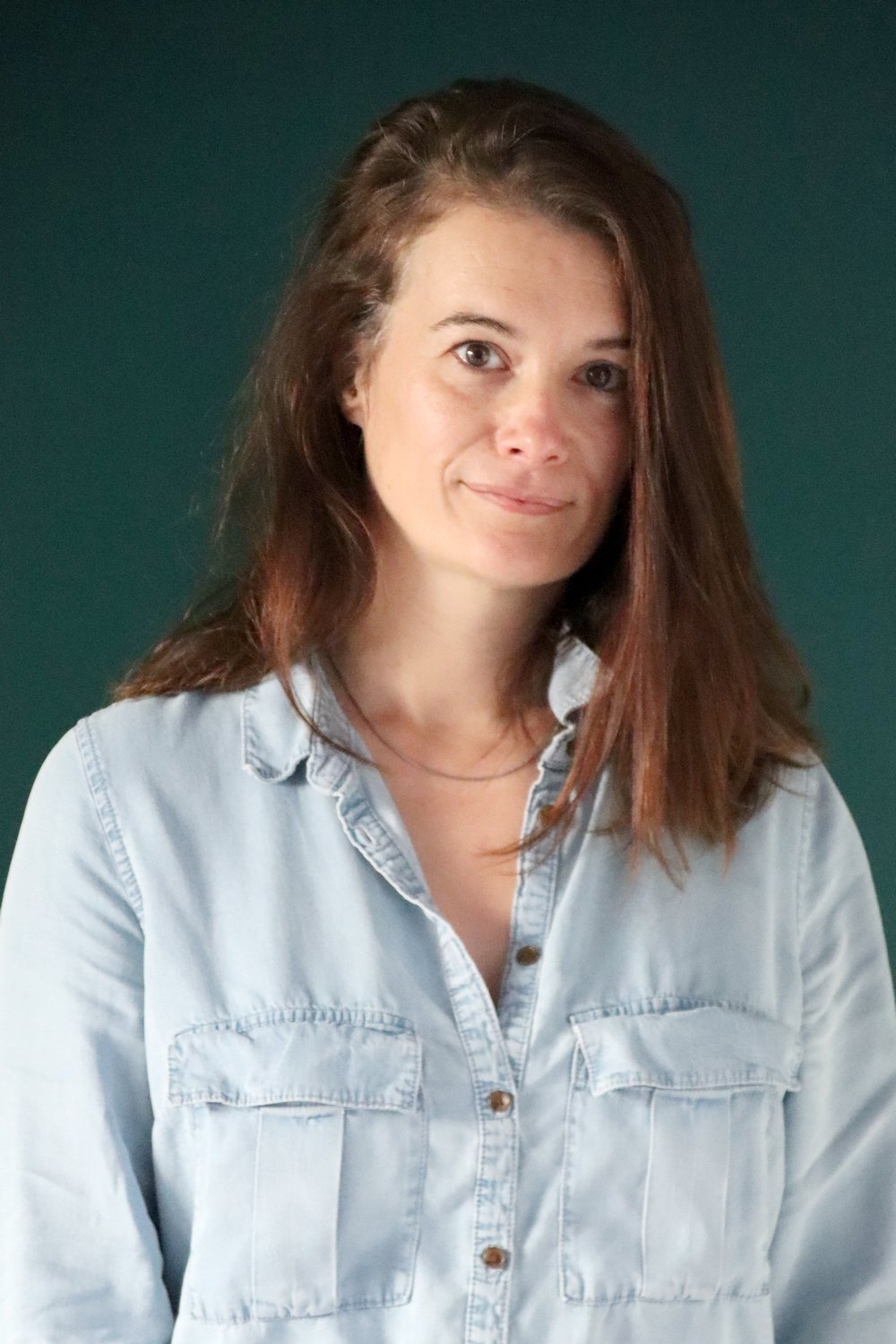 Relooking visage de Emilie à Fontenay Le Compte - 41 ans