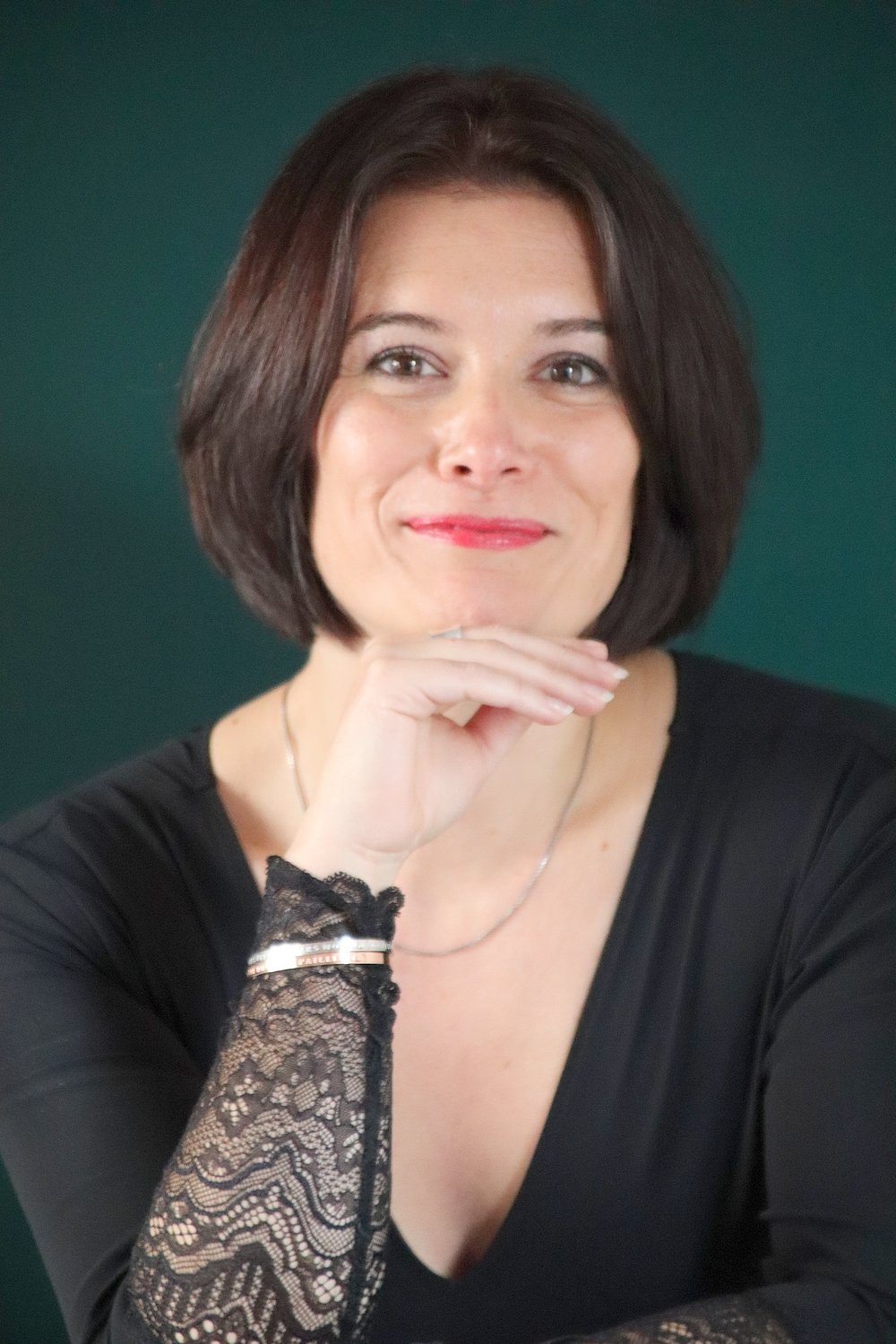 Relooking visage de Emilie à Fontenay Le Compte - 41 ans