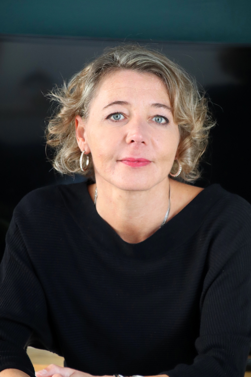 Relooking visage de Claire à La Rochelle - 42 ans