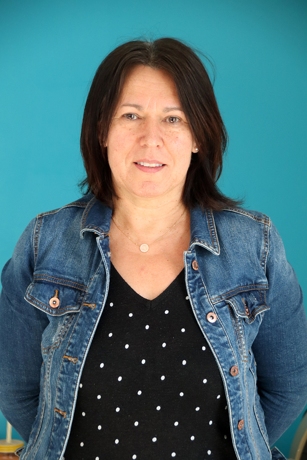 Relooking complet de Veronique à Olonnes sur Mer - 53 ans