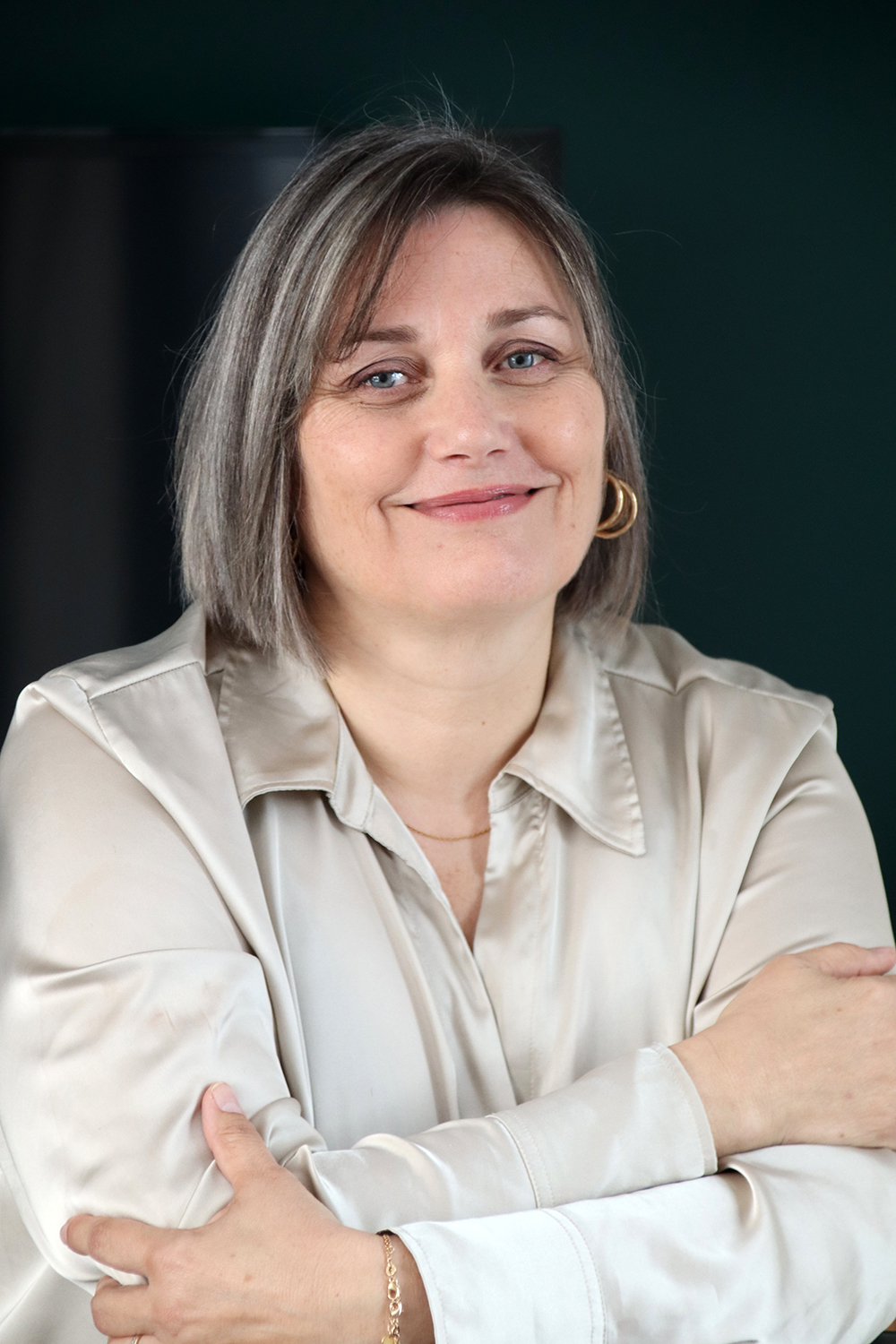 Relooking visage de Nadine à La Rochelle - 55 ans