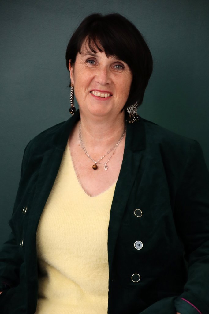 Relooking complet de Veronique à Niort - 52 ans