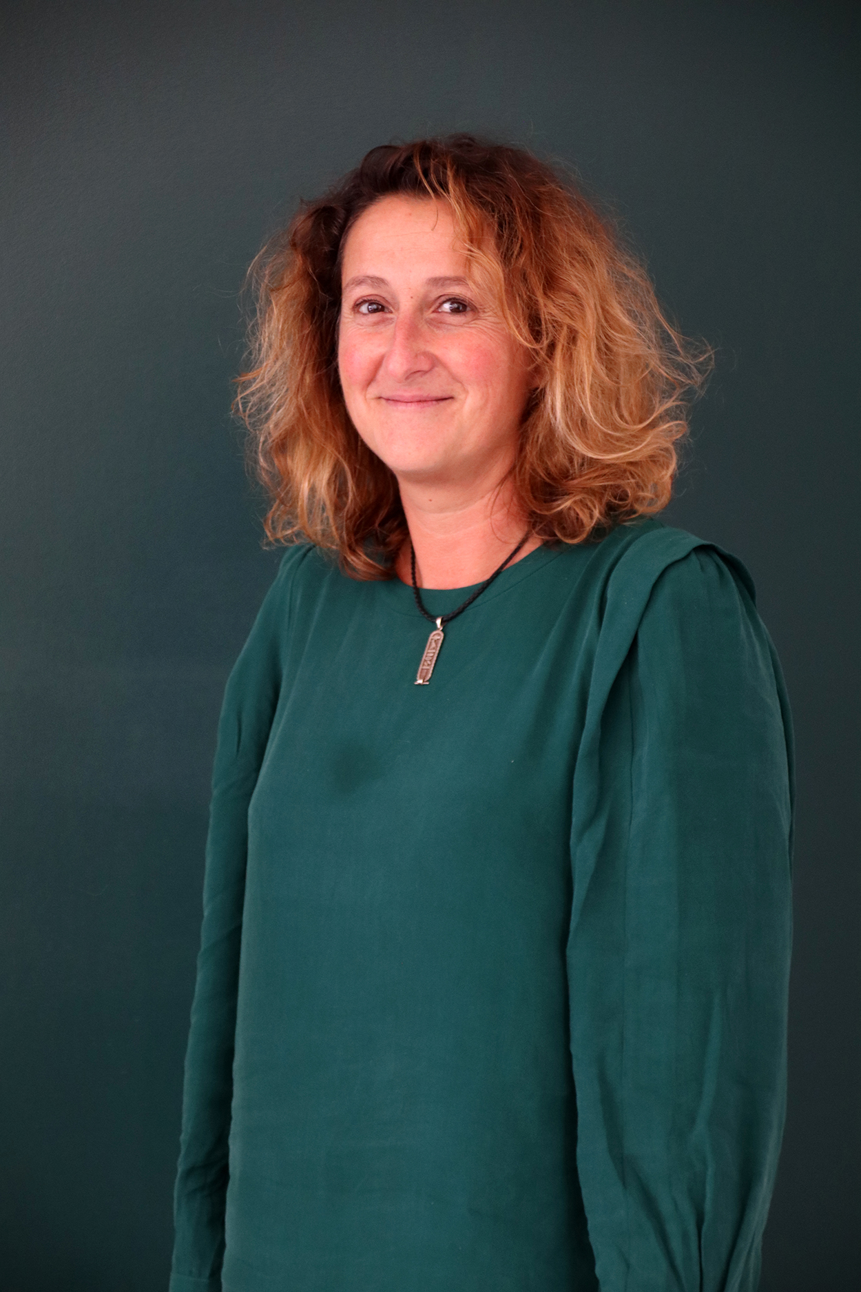 Relooking visage de Sandrine à Saintes - 47 ans