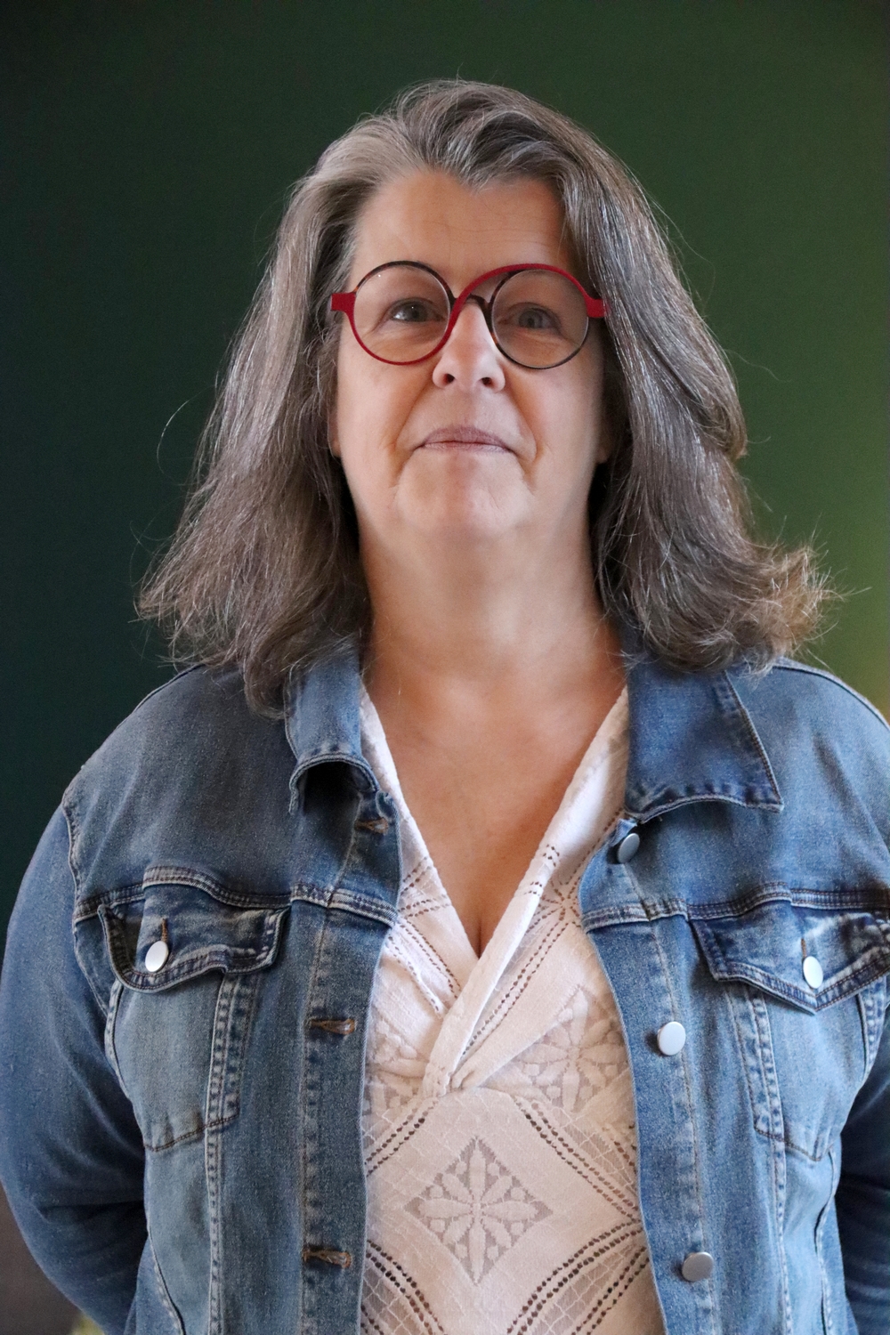 Relooking visage de Marie Noelle à La Rochelle - 54 ans