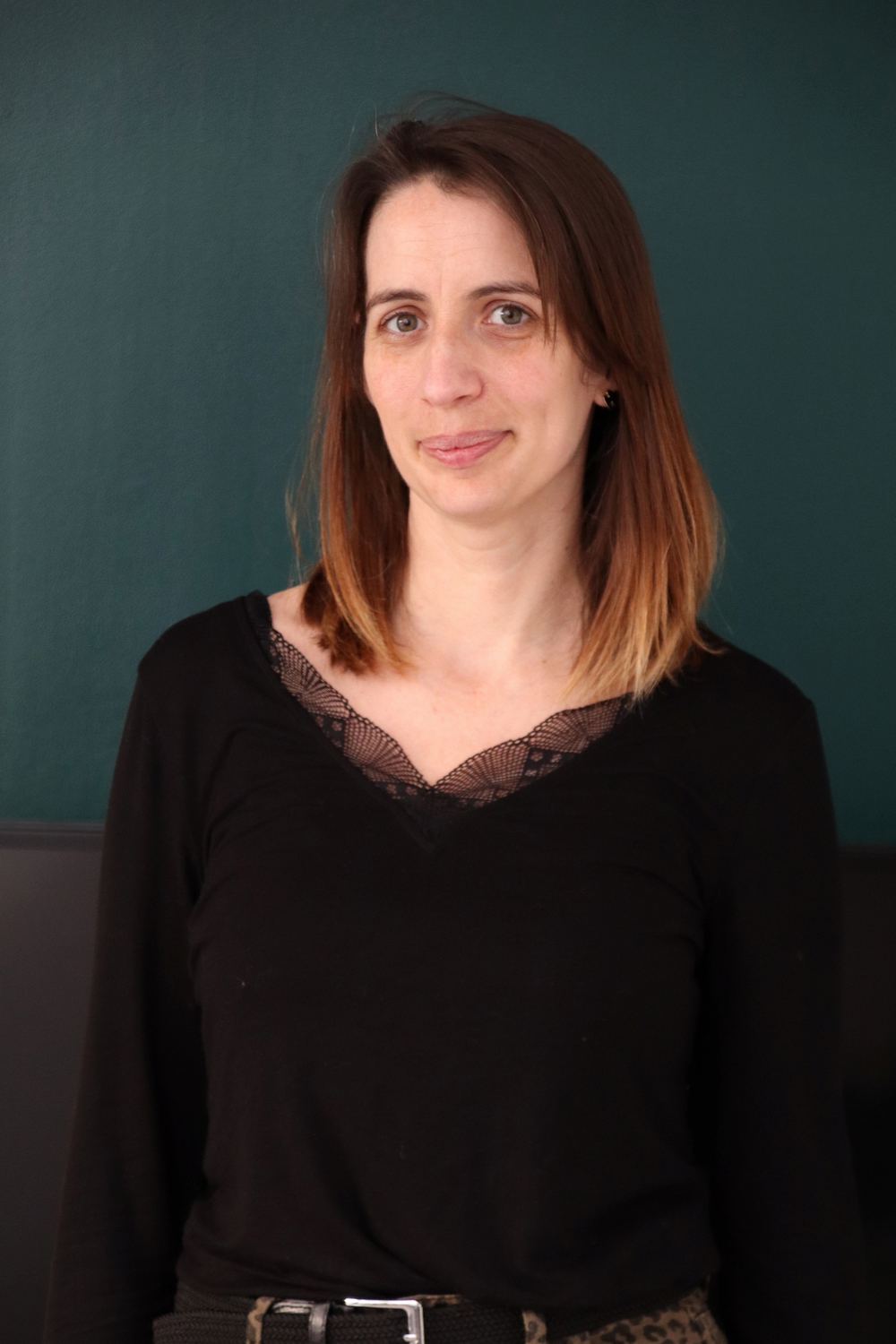 Relooking visage de Amelie à Aytre - 41 ans