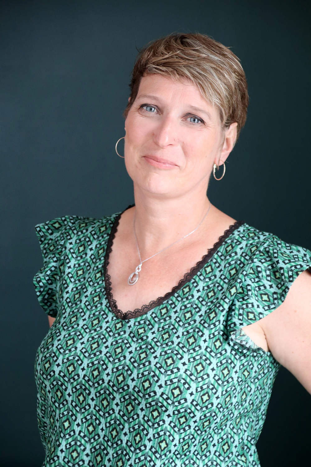 Relooking complet de Emmanuelle en Vendee - 43 ans