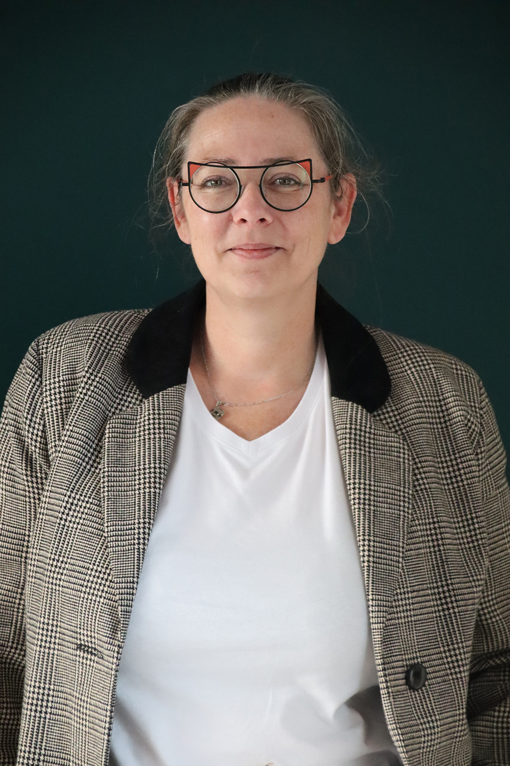 Relooking complet de Karine à Niort - 44 ans