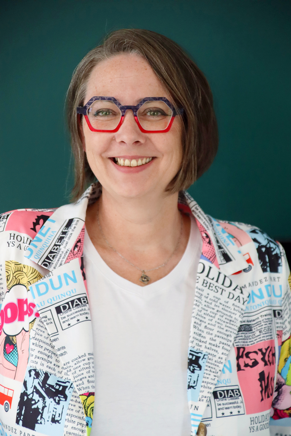 Relooking complet de Karine à Niort - 44 ans