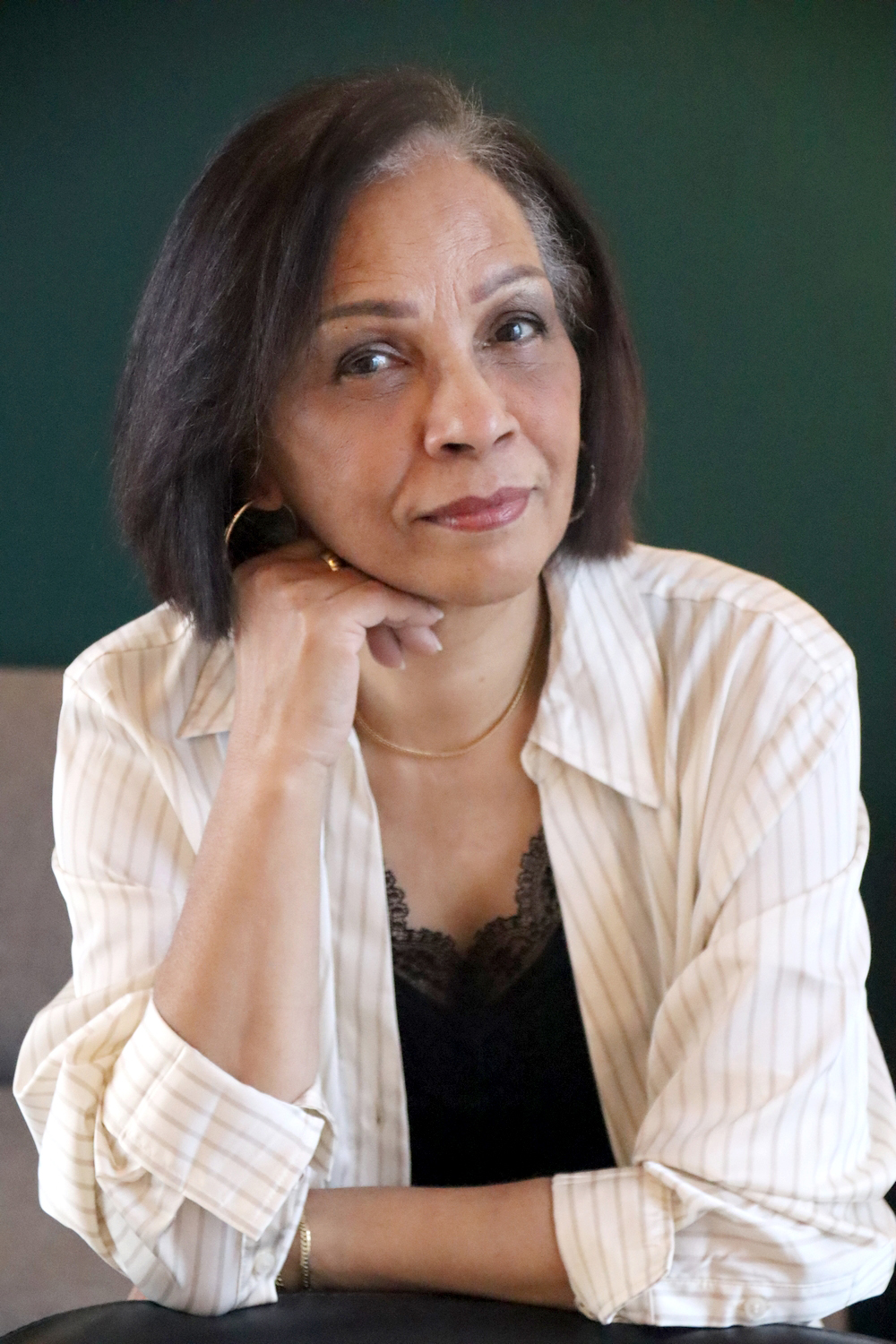 Relooking visage de Marie à Ferrieres - 65 ans