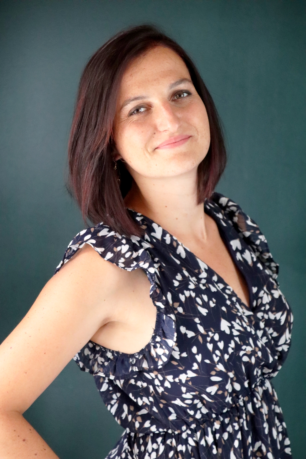 Relooking visage de Julie en Vendee - 28 ans