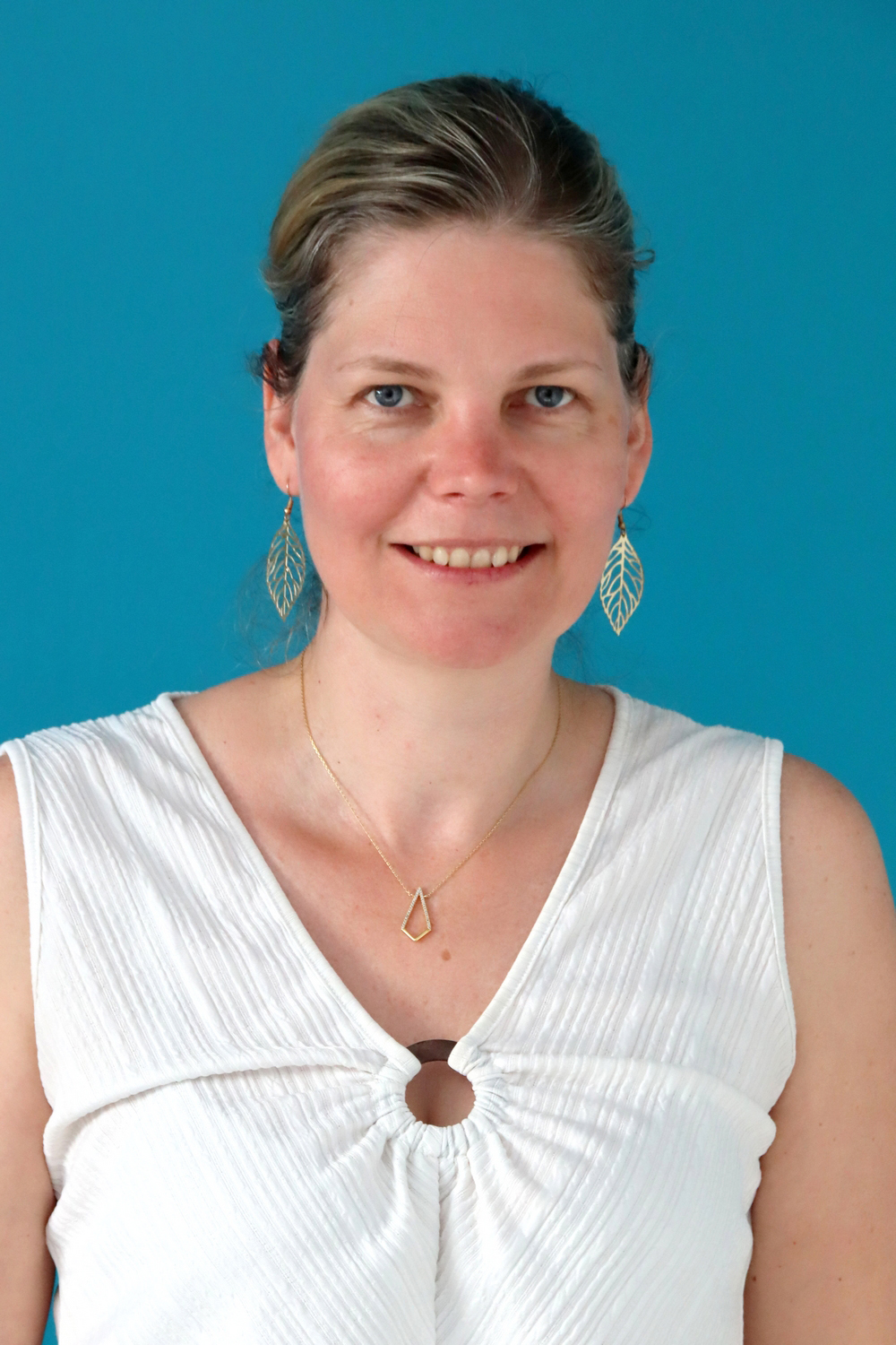 Relooking complet de Christelle à Surgeres - 44 ans