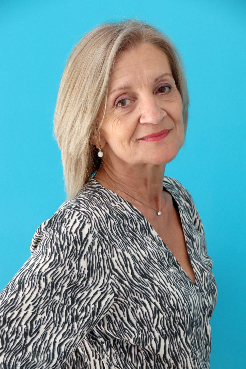 Relooking visage de Patricia à Niort - 58 ans