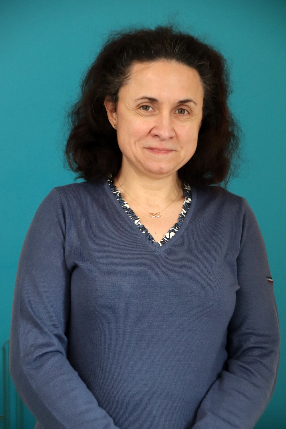 Relooking visage de Delphine à Angouleme - 51 ans