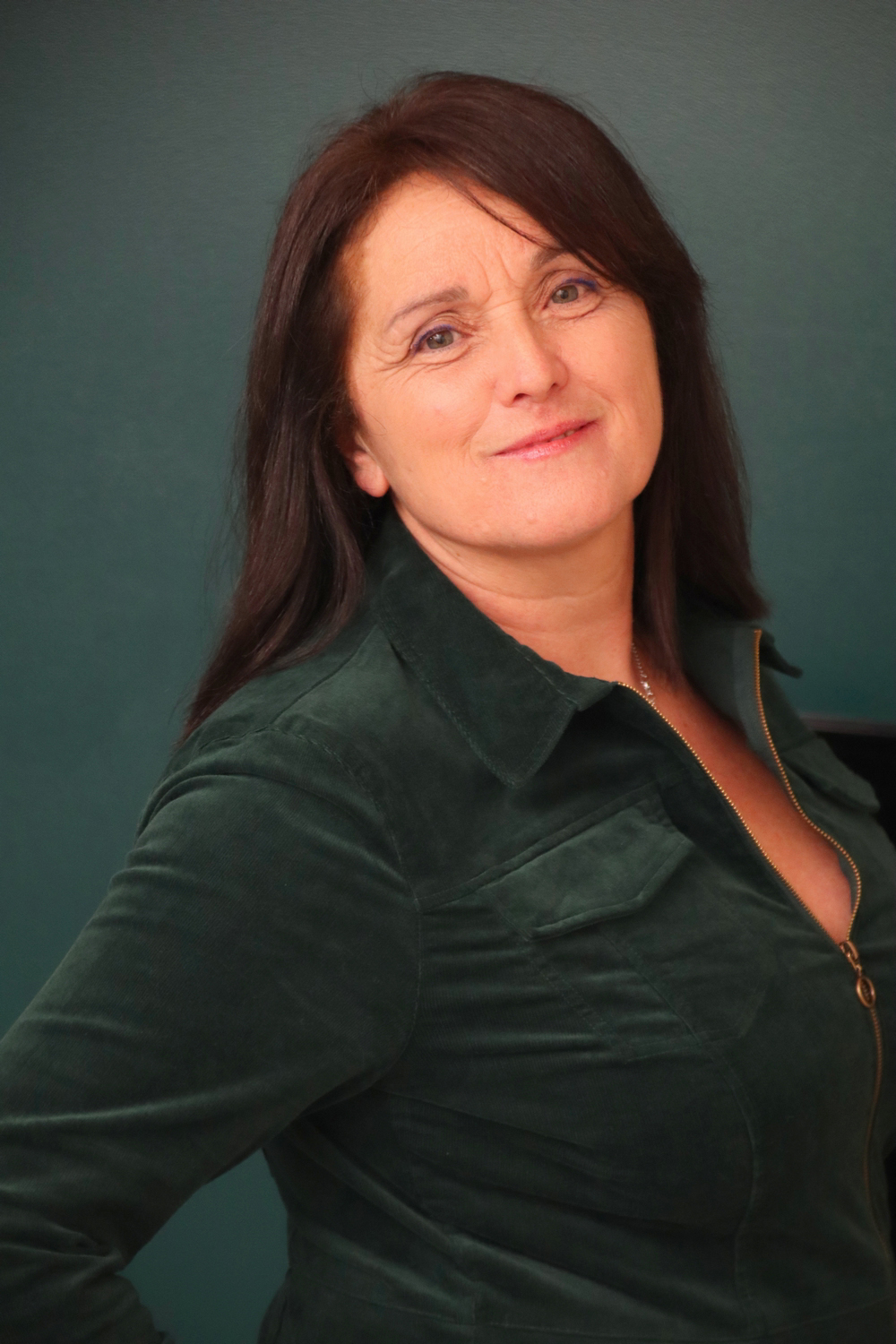 Relooking complet de Florence à La Tremblade - 60 ans