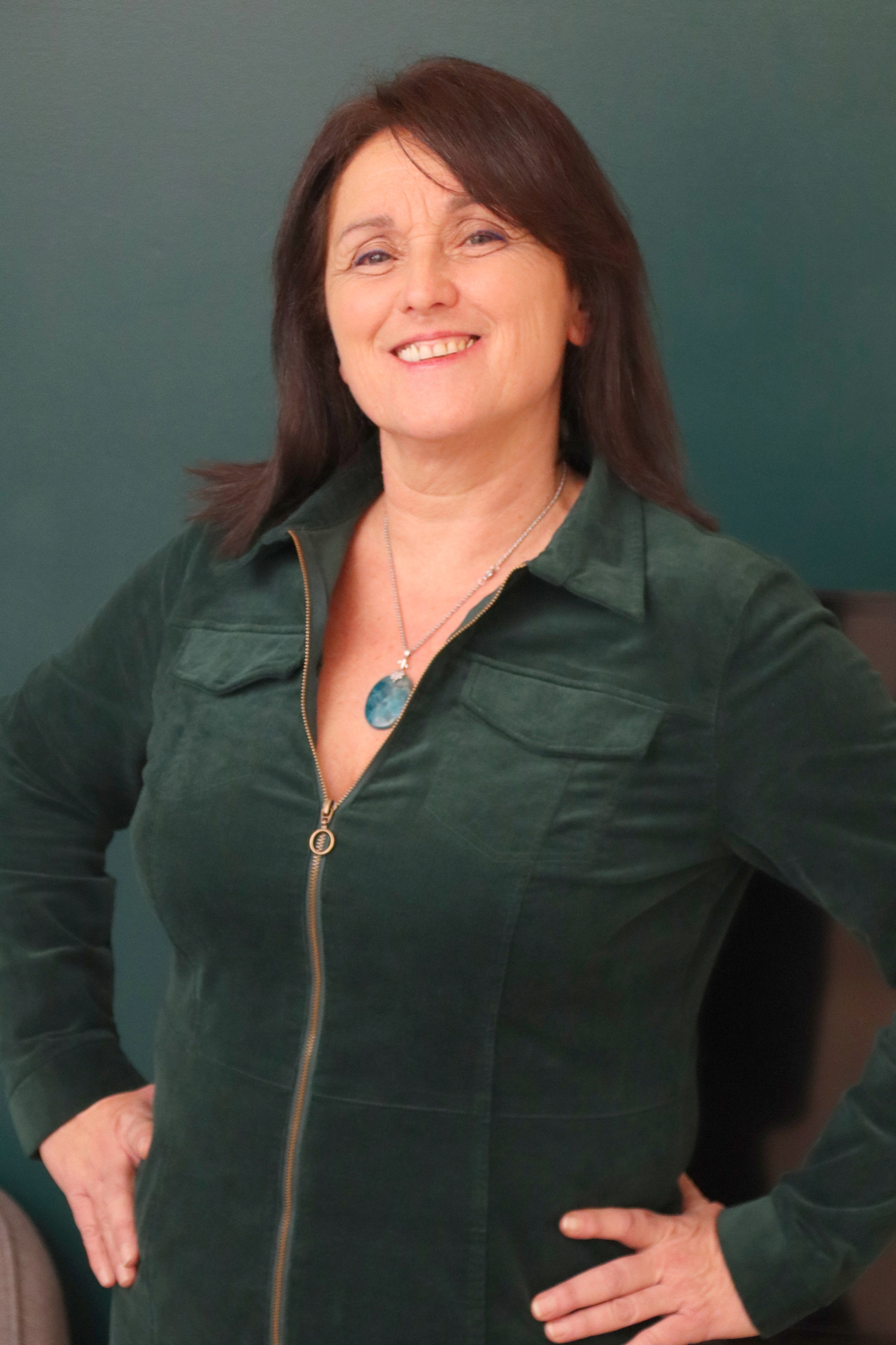 Relooking complet de Florence à La Tremblade - 60 ans