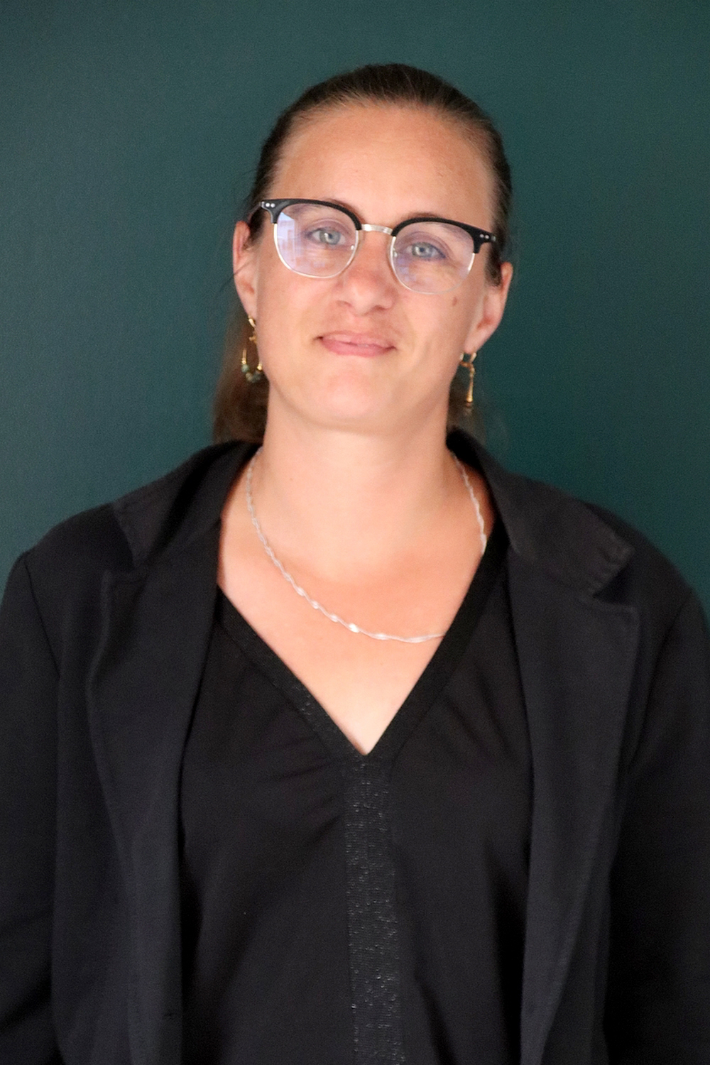 Relooking visage de Sophie à Angliers - 40 ans