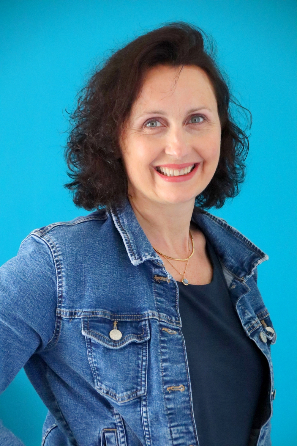 Relooking complet de Marina à Cannes - 48 ans