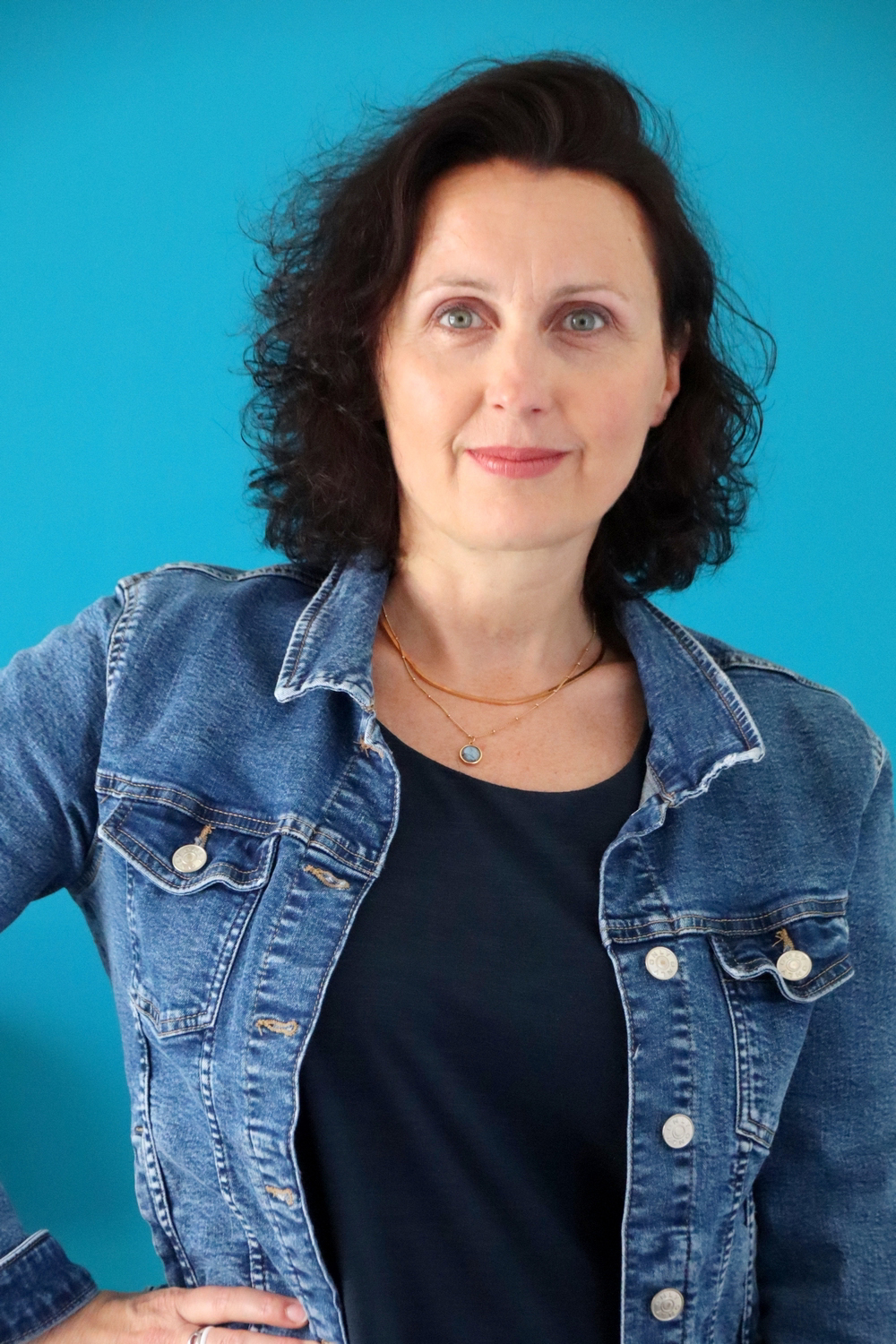 Relooking complet de Marina à Cannes - 48 ans