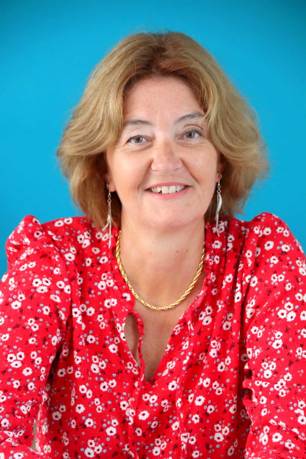 Relooking visage de Delphine à La Rochelle - 54 ans