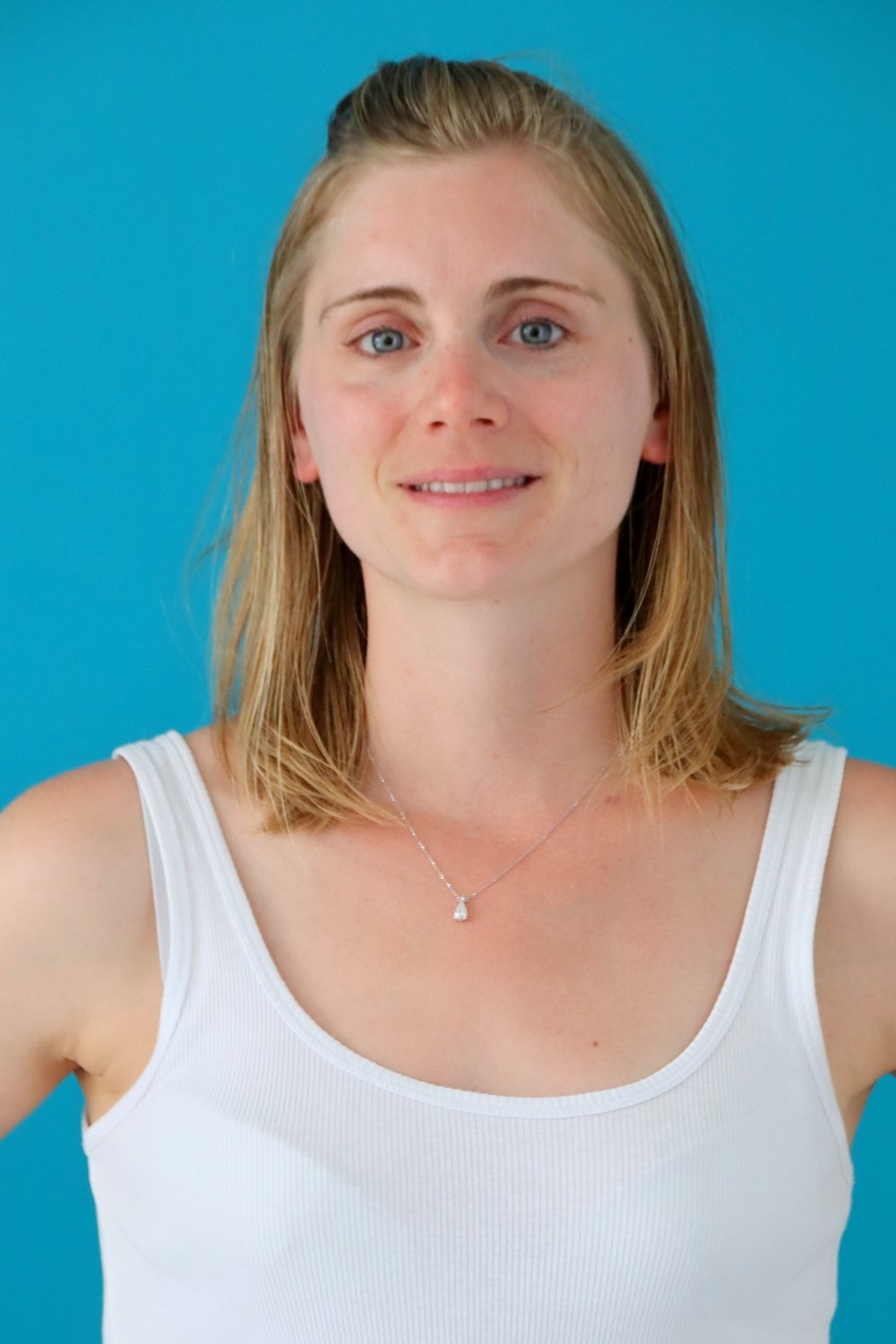 Relooking visage de Angelique en Cher - 32 ans