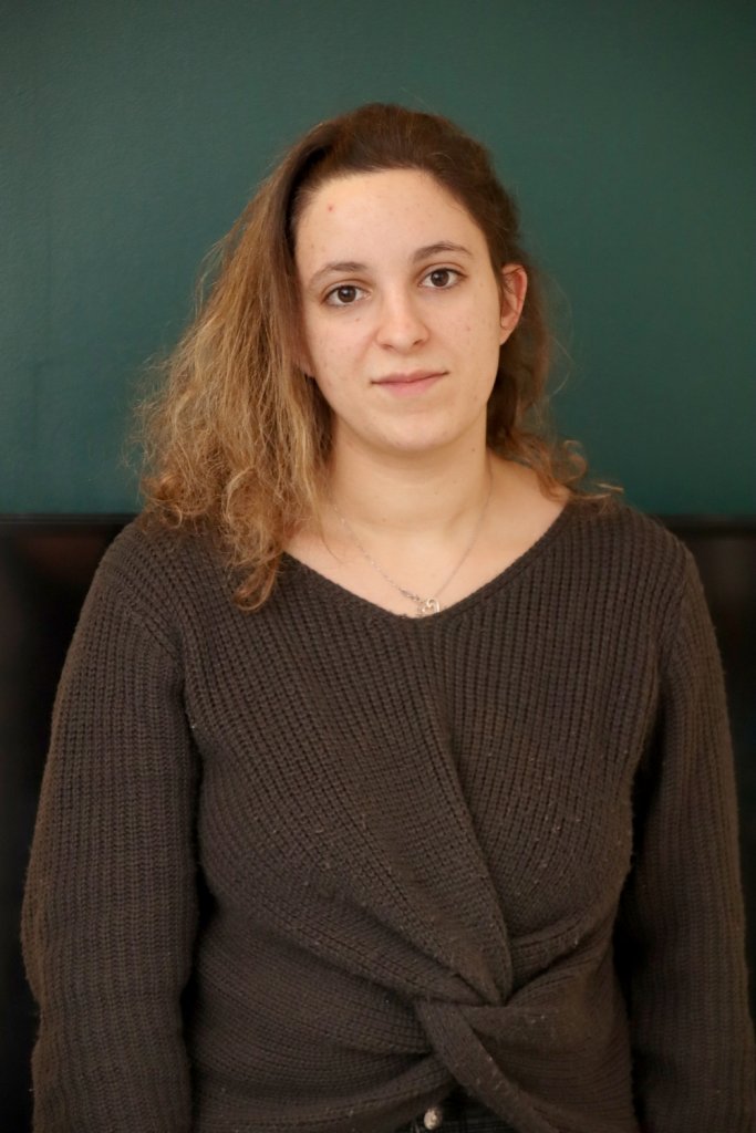 Relooking visage de Anais en Deux Sevres - 27 ans