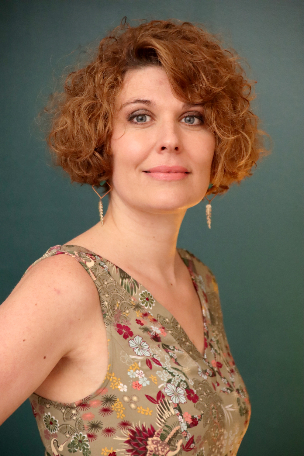 Relooking visage de Elodie à Poiters - 37 ans