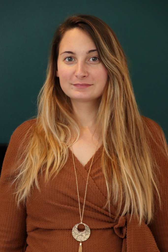 Relooking visage de Alisson à Fontenay Le Compte - 27 ans