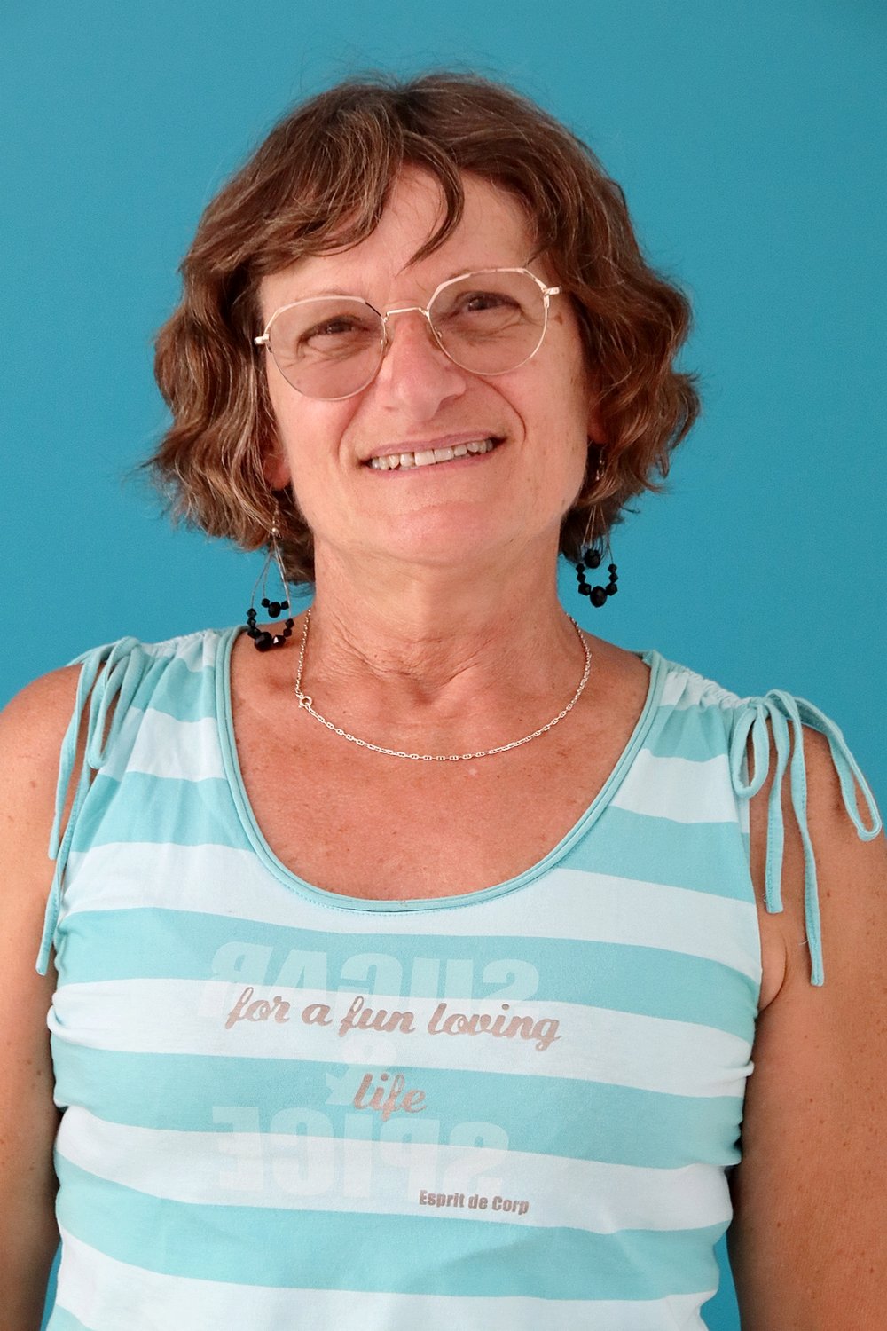 Relooking visage de Marie Christine à Niort - 64 ans