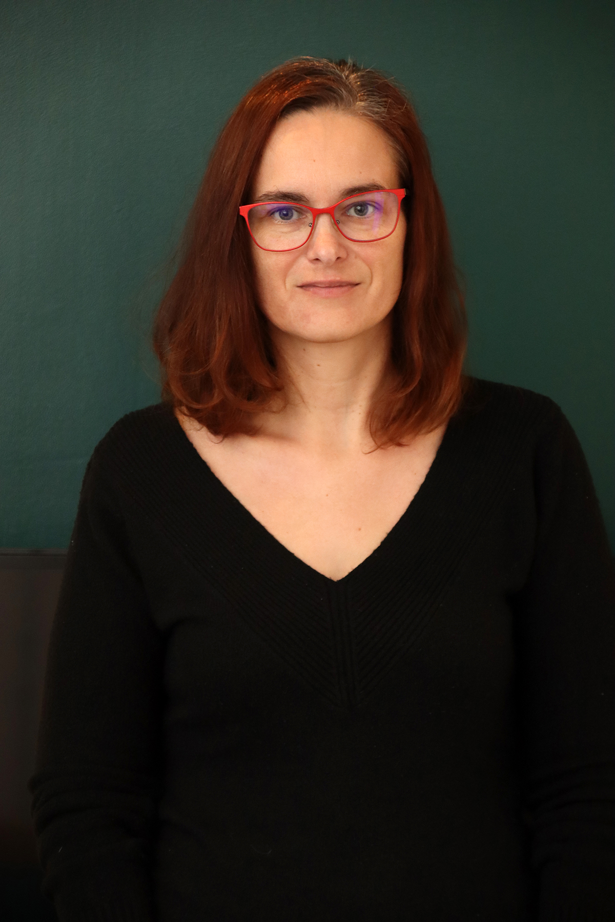 Relooking visage de Sylviane à Saintes - 43 ans