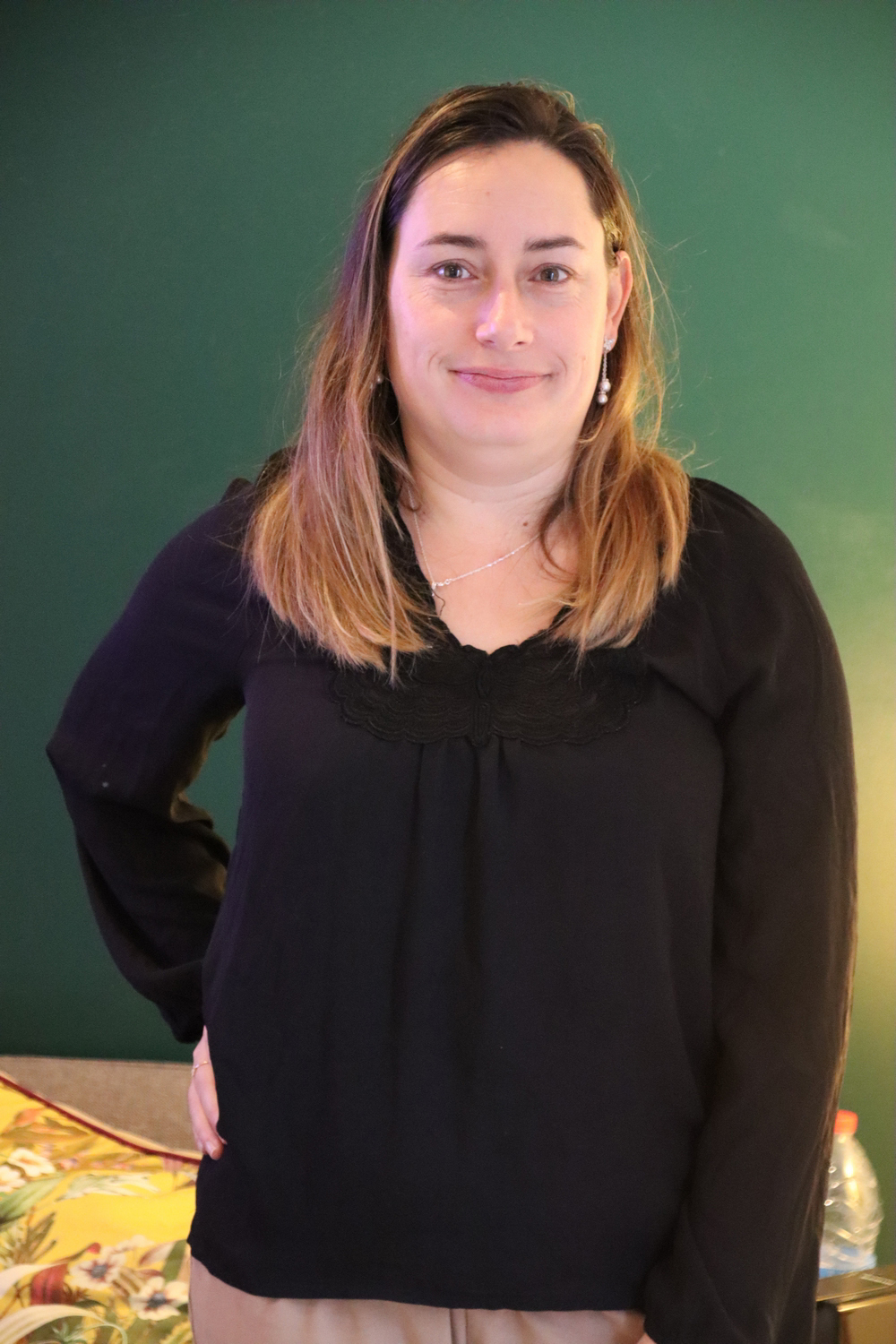 Relooking complet de Tatiana à Saint Jean de Liversay - 32 ans