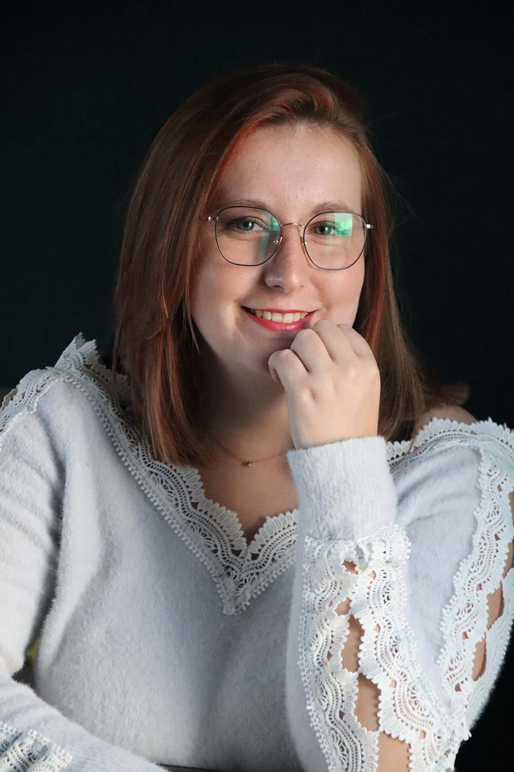 Relooking visage de Elisa à Angouleme - 24 ans