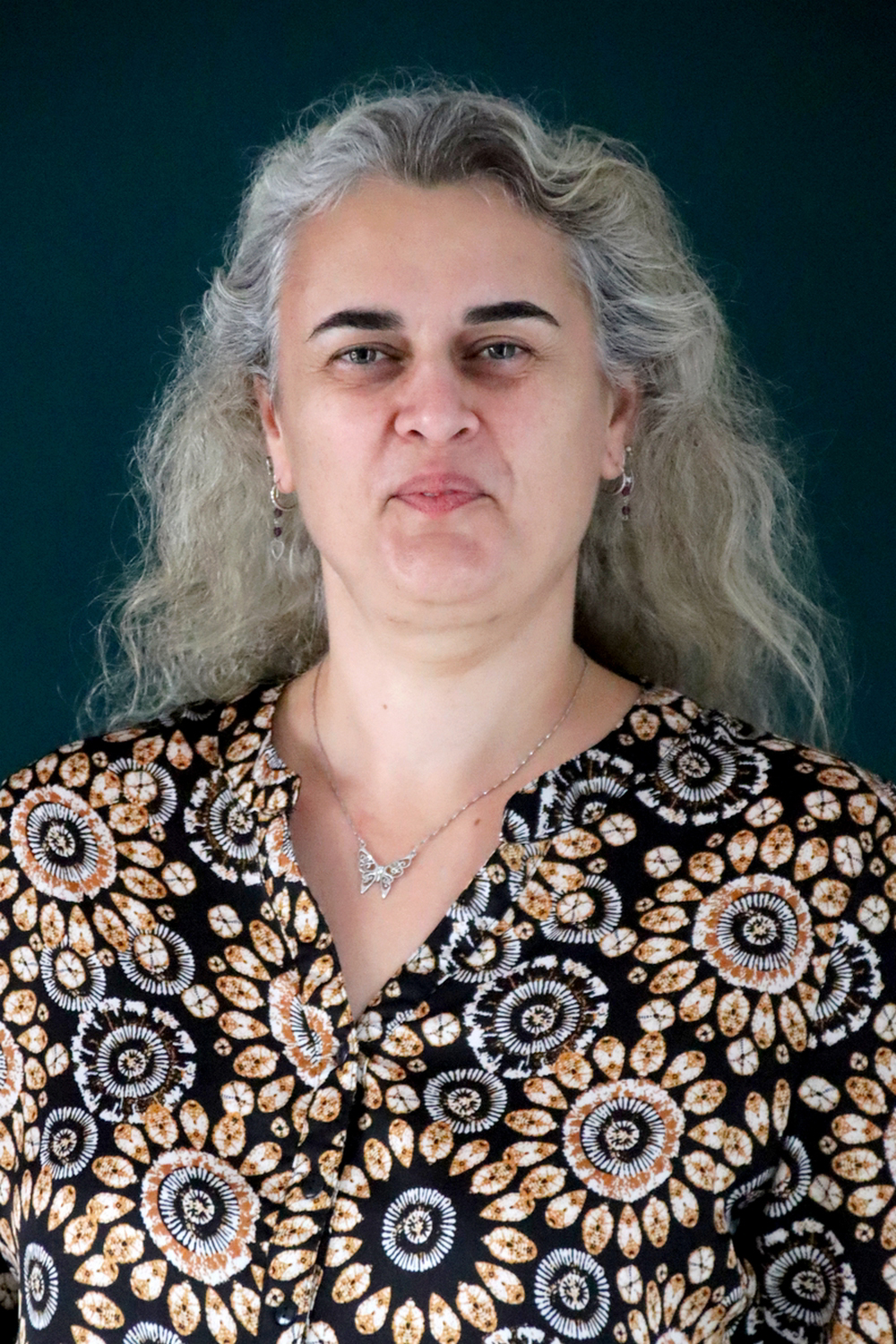 Relooking visage de Christelle à Beauvoir sur Niort - 46 ans