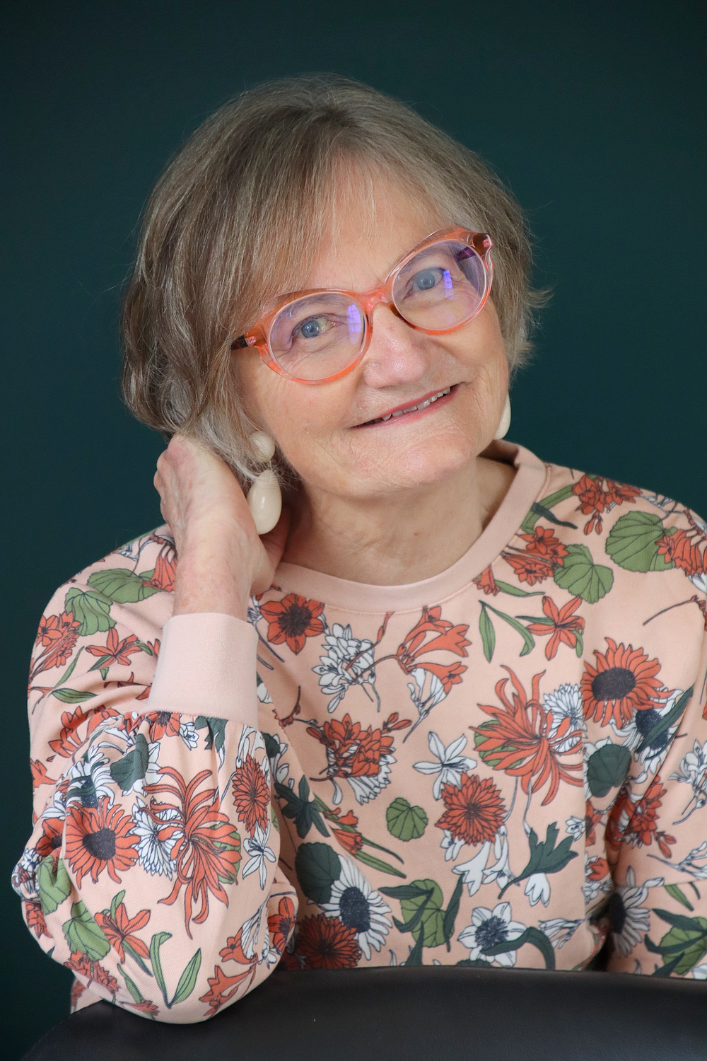 Relooking visage de Josette à Rochefort - 76 ans