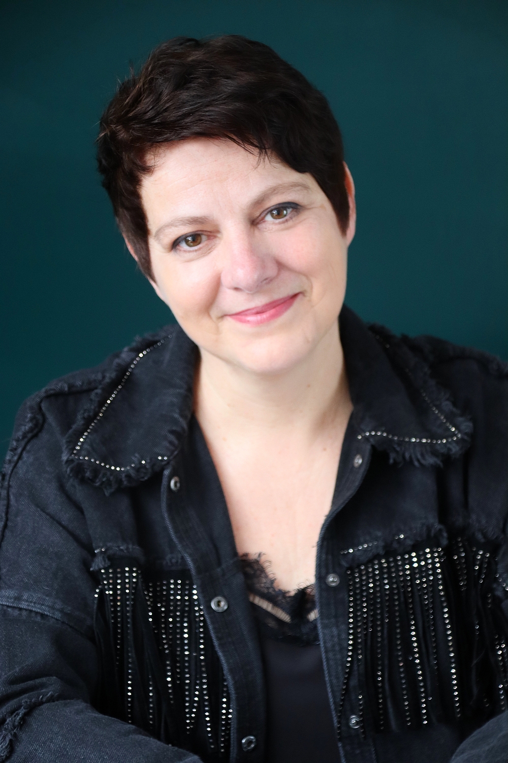 Relooking visage de Stephanie à Royan - 52 ans