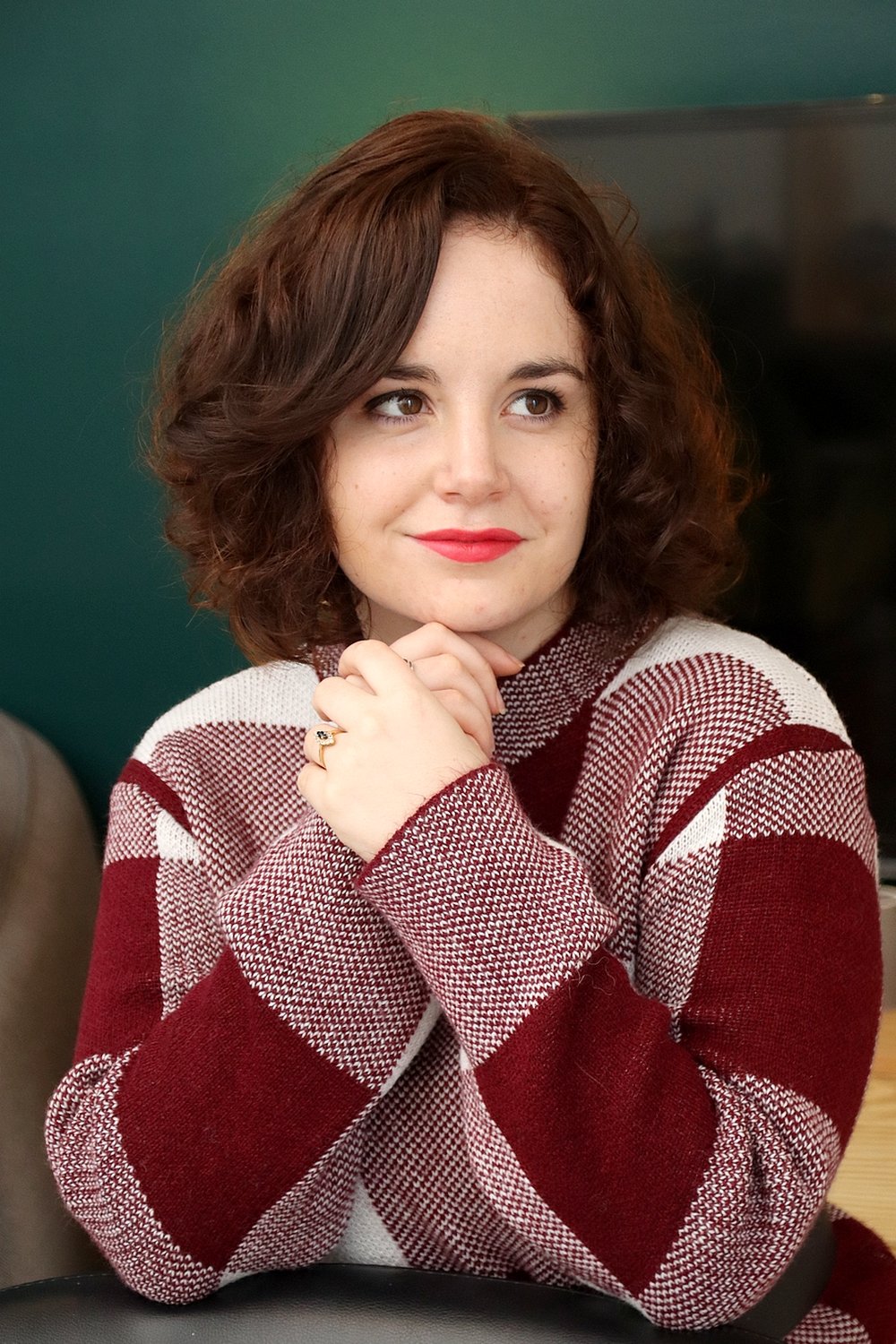 Relooking visage de Evy à Niort - 20 ans