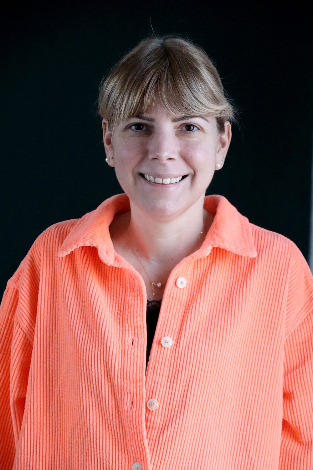 Relooking visage de Adeline à La Roche sur Yon - 43 ans