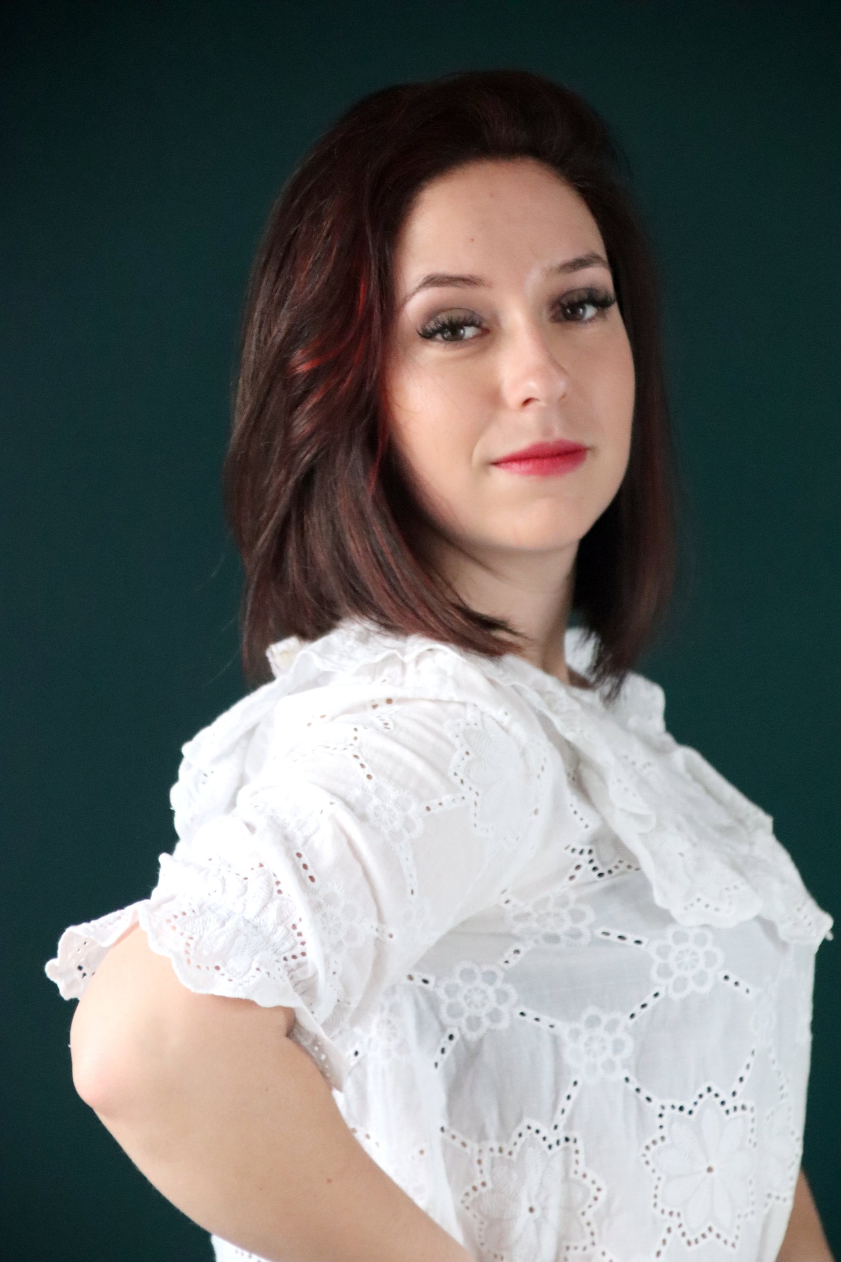 Relooking visage de Oceane à Cognac - 24 ans