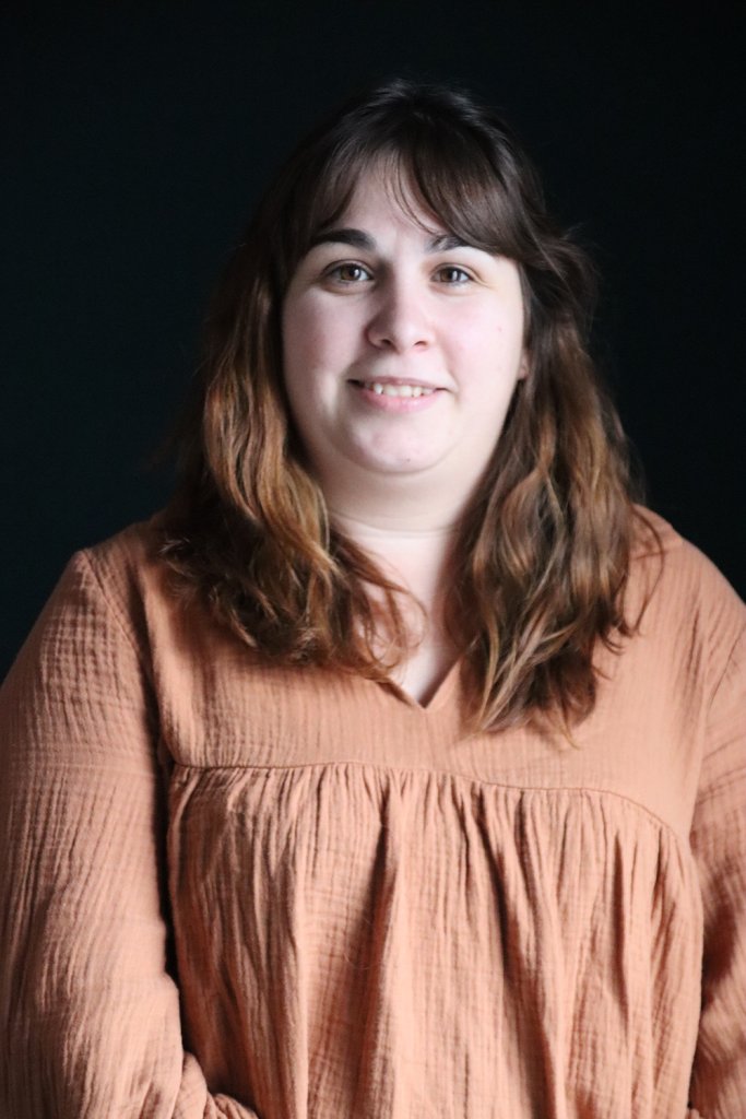 Relooking visage de Emilie à Marans - 28 ans