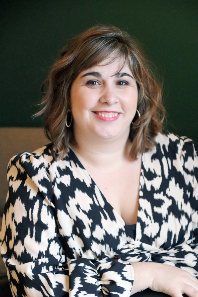 Relooking visage de Emilie à Marans - 28 ans