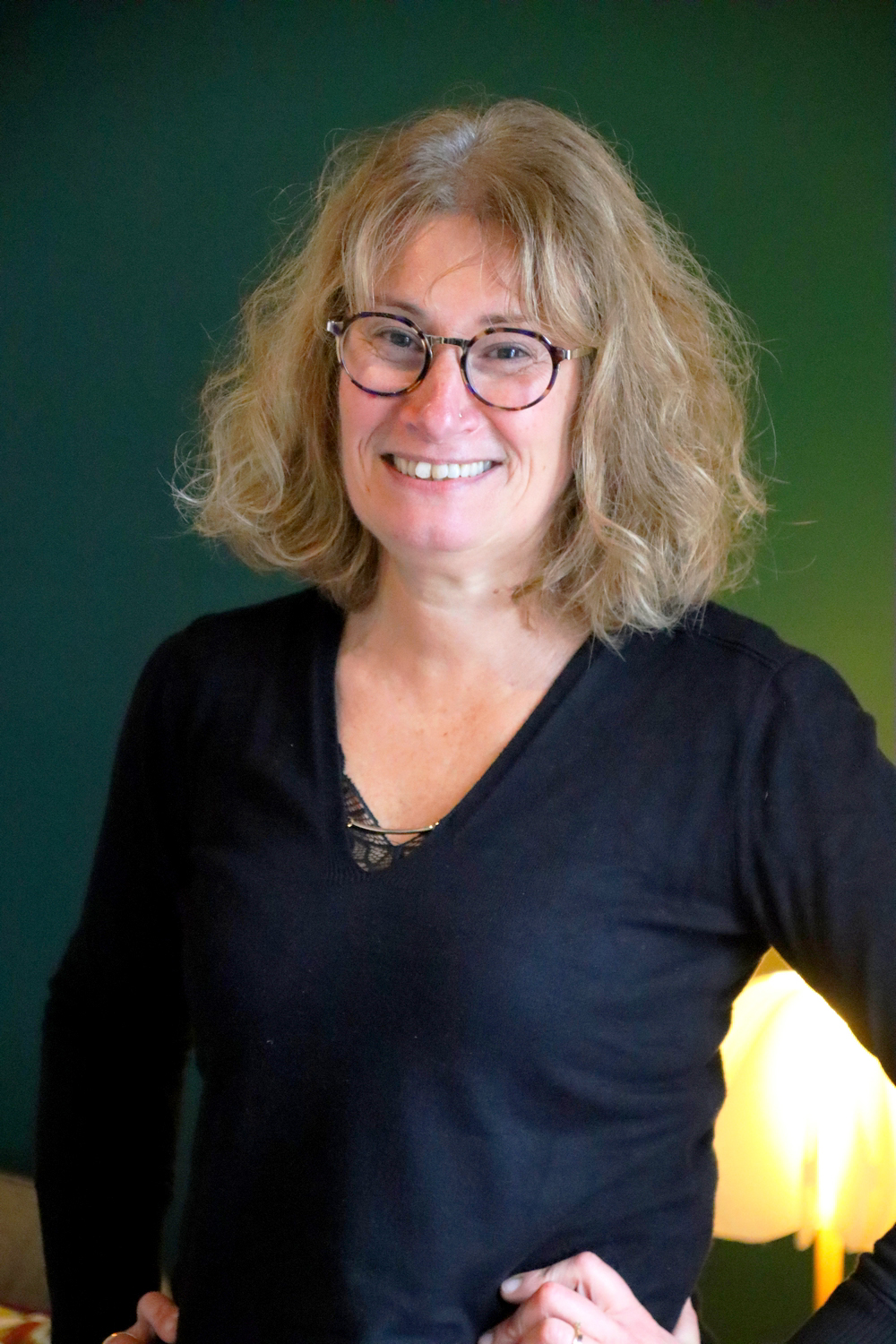 Relooking visage de Nathalie à Lucon - 51 ans