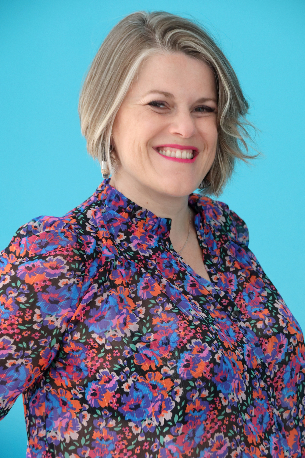 Relooking complet de Sophie à Saintes - 47 ans