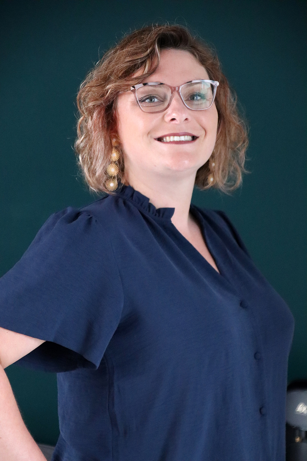 Relooking visage de Claire à Beauvoir sur Niort - 33 ans