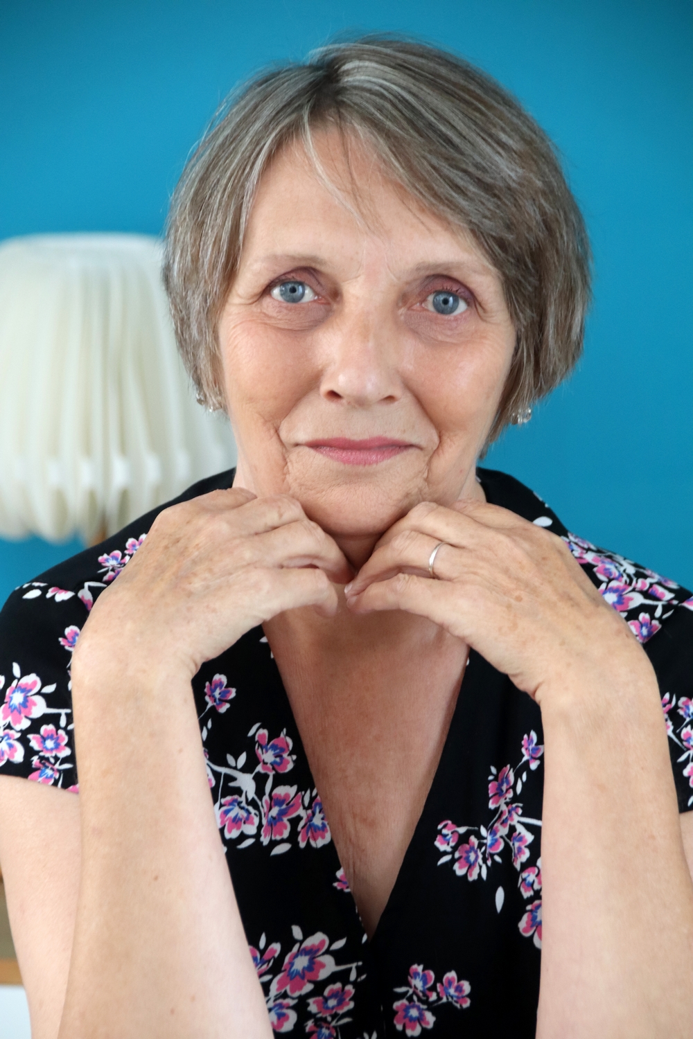 Relooking visage de Josette à Saintes - 59 ans