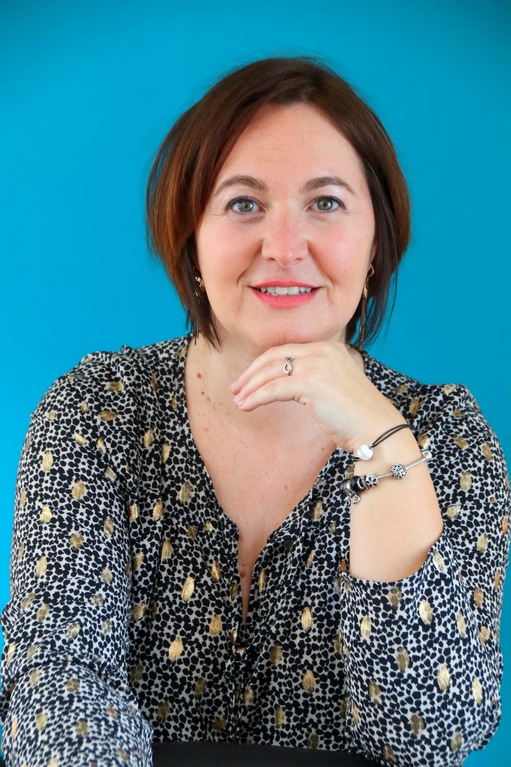 Relooking visage de Laetitia à Melles - 44 ans