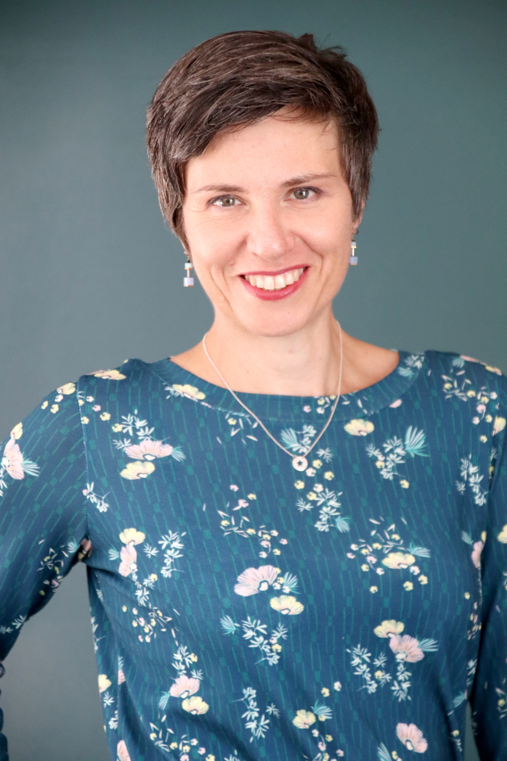 Relooking complet de Laetitia à Niort - 43 ans