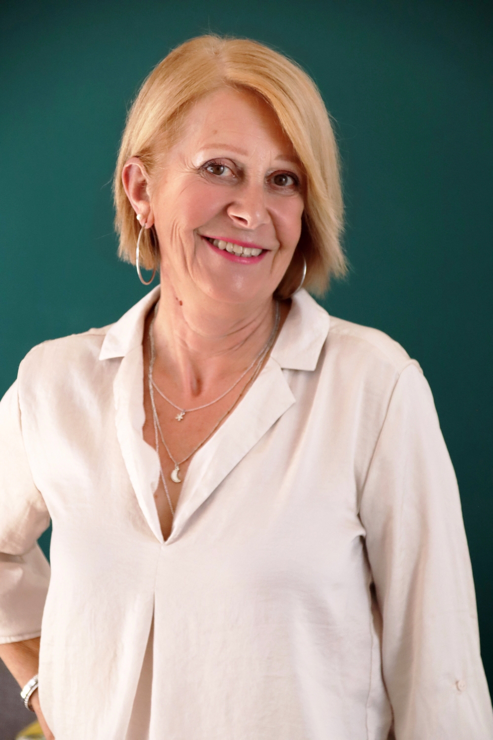 Relooking visage de Annie à La Rochelle