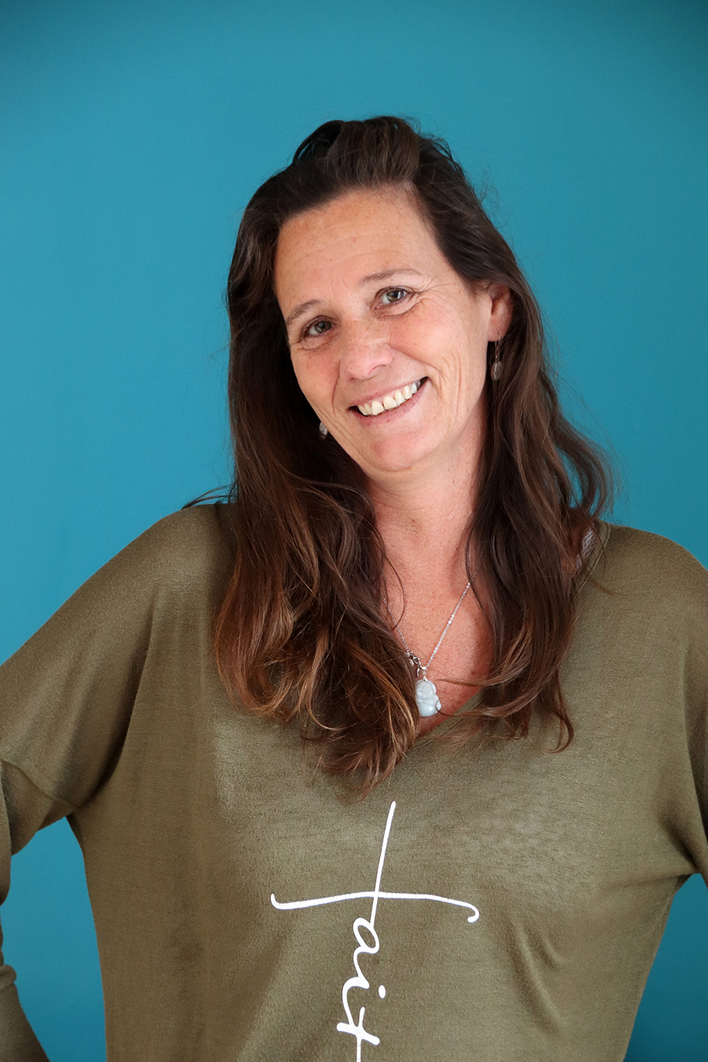 Relooking visage de Delphine à Ile de Re - 45 ans