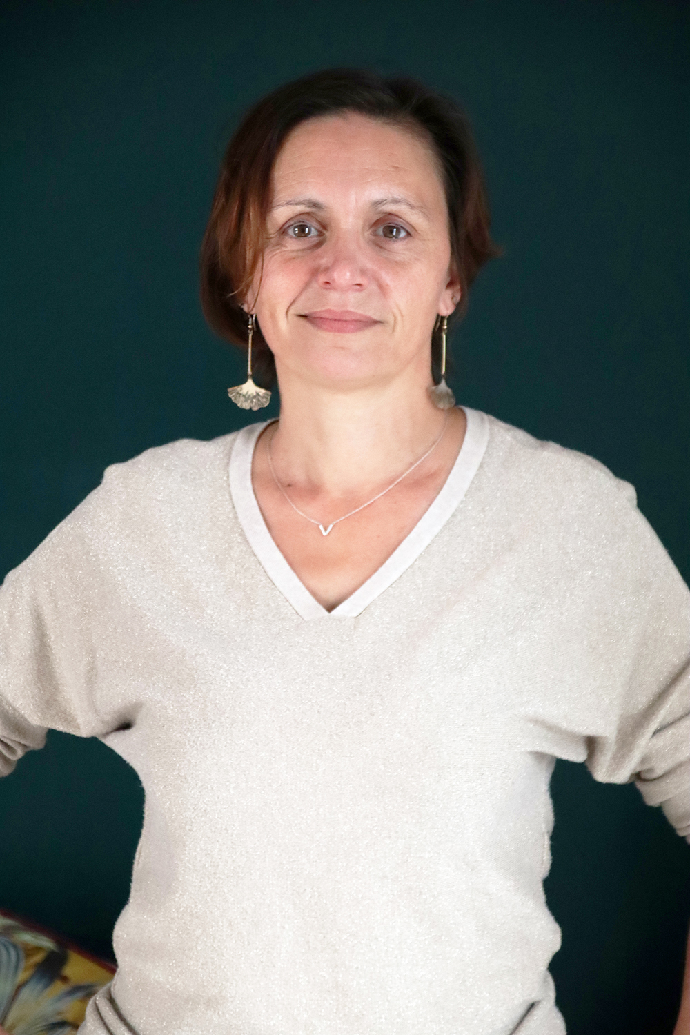 Relooking visage de Veronique à La Roche sur Yon - 49 ans