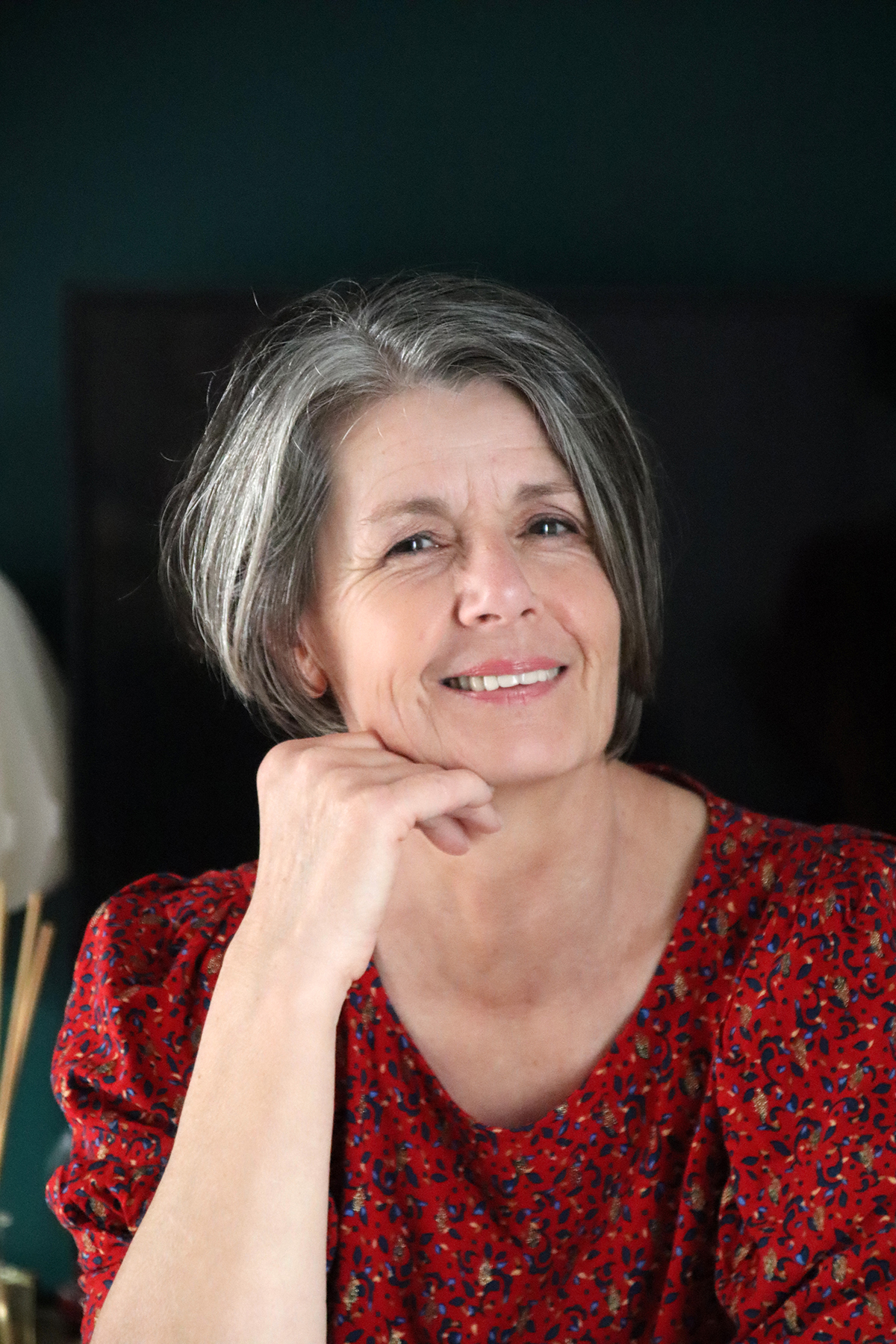 Relooking visage de Sylvie à Biscarosse - 57 ans